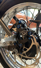 V2 Ridstar Q20 Titanium bolt kit